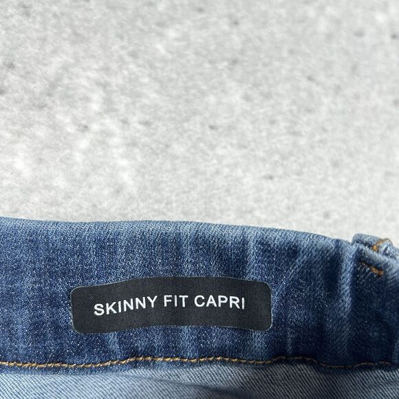 Judy Blue Jeans Womens Size 3 26 Blue Capri Fit Stretch Denim Mid Rise Casual - Picture 10 of 12